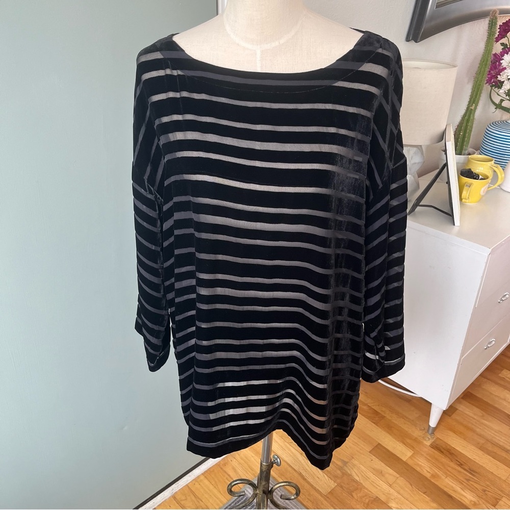 Eileen Fisher top